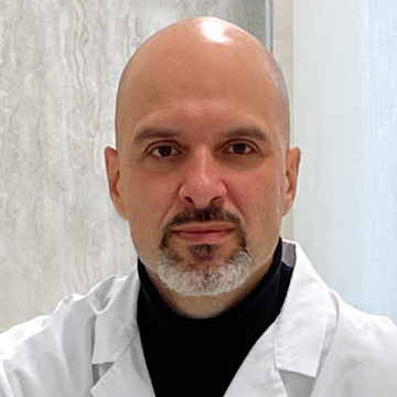 Dottor Leonardo Pasotti medico ortopedico Centro Medico BluGallery